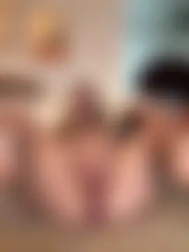 rileylovesyou's Live Sex Cam Show