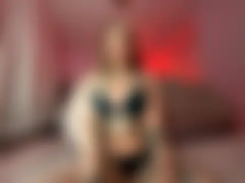 chloetease's Webcam Show