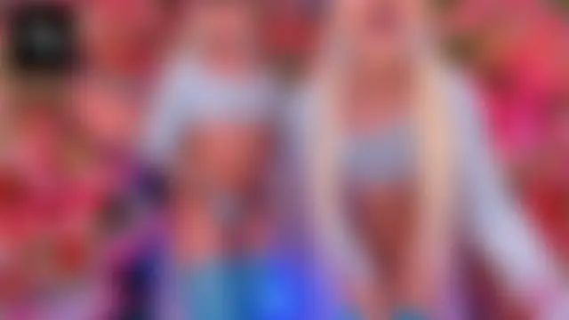 SpicySluts' Webcam Show