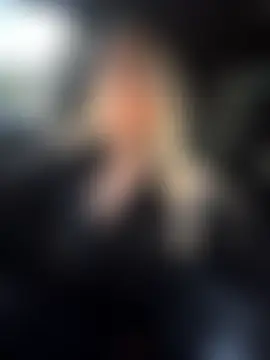 Bustyblondebabe32's Live Sex Cam Show