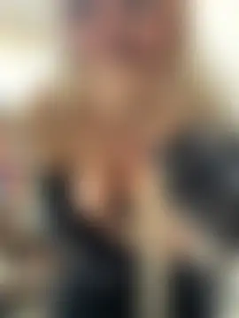 Milkyy_wway's Live Sex Cam Show