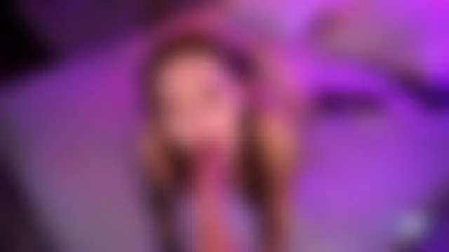 Bllowjoyy's Webcam Show