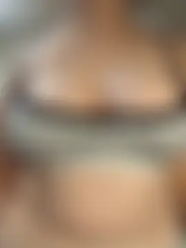 JuicyLucyy69's Live Sex Cam Show