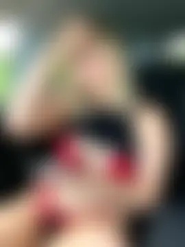 RebeccaSquirtsXXX's Live Sex Cam Show