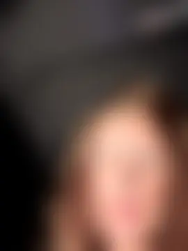 GoldenFlameGoddess' Live Sex Cam Show