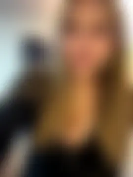 _Abril-Office1's Live Sex Cam Show