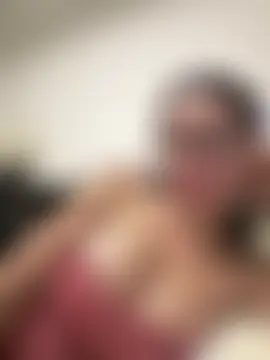 SexySophiaax's Live Sex Cam Show