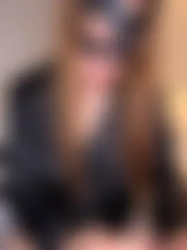 Mia_harmati's Live Sex Cam Show