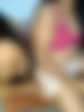 Unique_MomandDaughterrs' Webcam Show