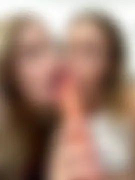 SophieVJ's Live Sex Cam Show