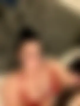 riri_bstvx's Live Sex Cam Show