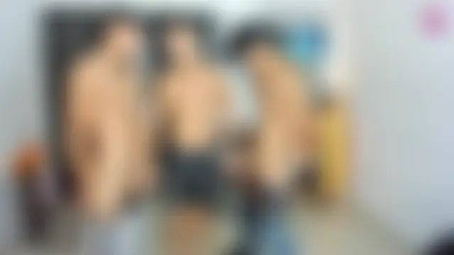 Voyeurism_guyss' Live Sex Cam Show