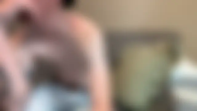 younghungginger's Live Sex Cam Show