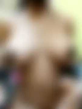 Quun_rosi's Live Sex Cam Show