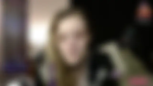 EllieeRose's Live Sex Cam Show