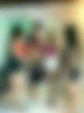 royalgirls_x's Live Sex Cam Show