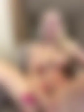 AnikaBest's Live Sex Cam Show