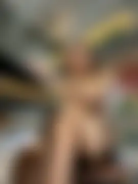 Emily_9xx Show Webcam