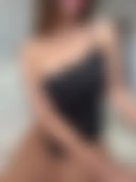 tina1your1's Webcam Show