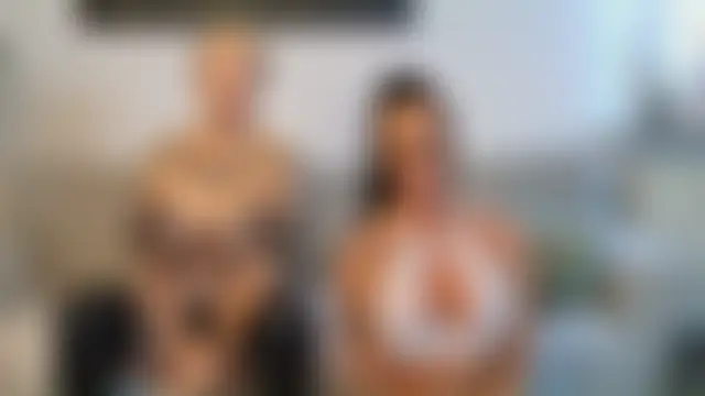 Misses-Cougar's Live Sex Cam Show