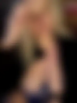 Bouncy-Bella28X's Live Sex Cam Show