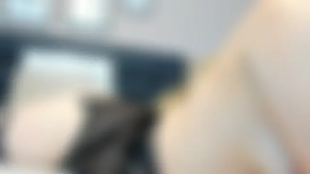 royalvixen's Live Sex Cam Show