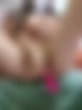 Kiki-vivi's Live Sex Cam Show