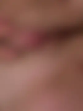 Lauraxy's Live Sex Cam Show