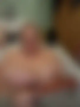 Bouncy-Bella28X's Live Sex Cam Show