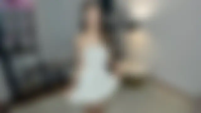 SerrenaAa's Live Sex Cam Show