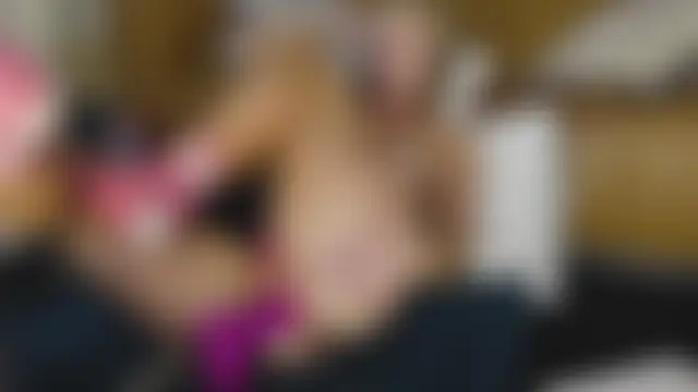 Taylorlove303's Live Sex Cam Show