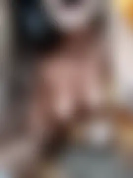 Sexyhousewife1975's Live Sex Cam Show