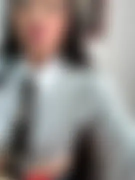 _Bella-Office1's Webcam Show