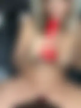 Cherry-red-xo's Live Sex Cam Show