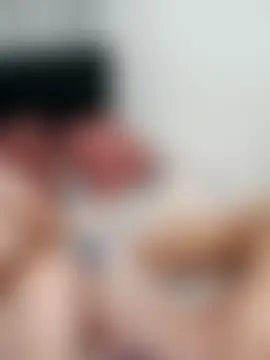 Aleioji10's Live Sex Cam Show