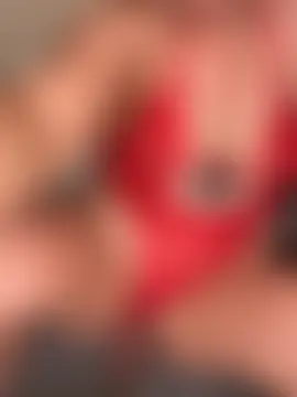 RebeccaSquirtsXXX's Live Sex Cam Show