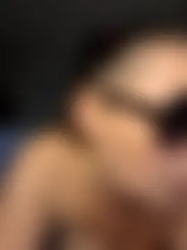 vogliosabustydream's Live Sex Cam Show