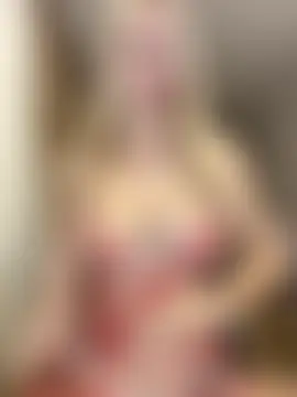 AnikaBest's Live Sex Cam Show