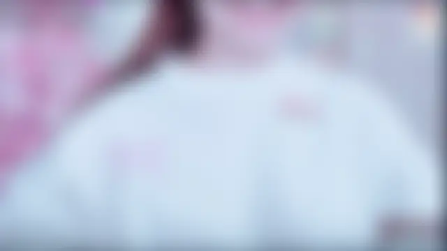 Hen-1m52's Webcam Show