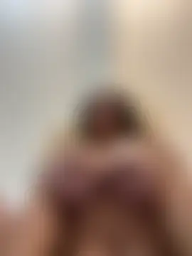 Enyeld_ruru's Webcam Show