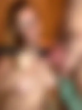 Sophiesinxx's Live Sex Cam Show