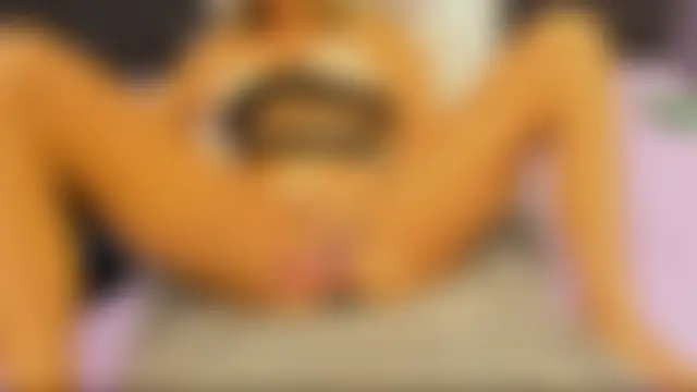 Horny_mommy's Webcam Show