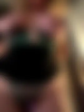 miamellycious' Live Sex Cam Show