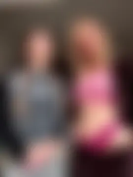 RollDolls' Live Sex Cam Show