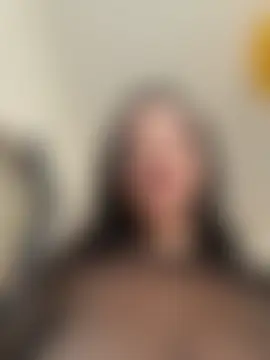 Ninabigtitied's Live Sex Cam Show