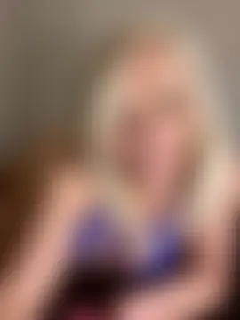 SallyCumLaude's Webcam Show