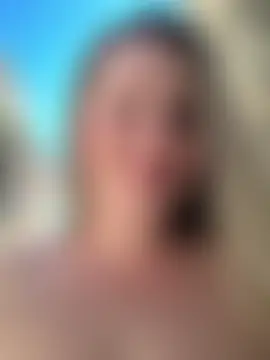 Mona_Plus' Webcam Show