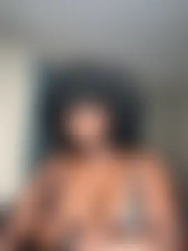 WomanNextdoor1's Live Sex Cam Show