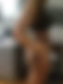 Caramel_Lights' Live Sex Cam Show