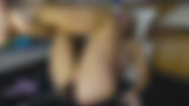 Taylorlove303's Live Sex Cam Show